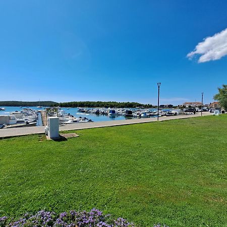 Emma Demarin Apartments Медулин Екстер'єр фото