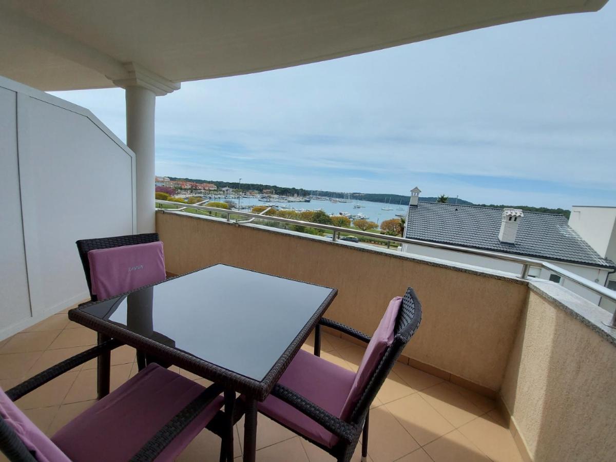 Emma Demarin Apartments Медулин Екстер'єр фото