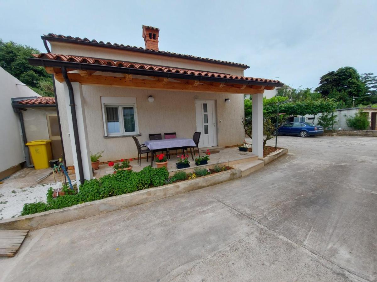 Emma Demarin Apartments Медулин Екстер'єр фото
