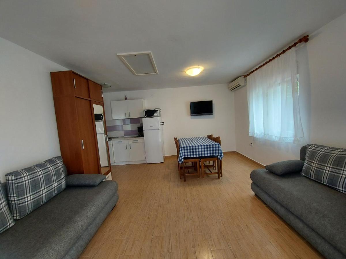 Emma Demarin Apartments Медулин Екстер'єр фото