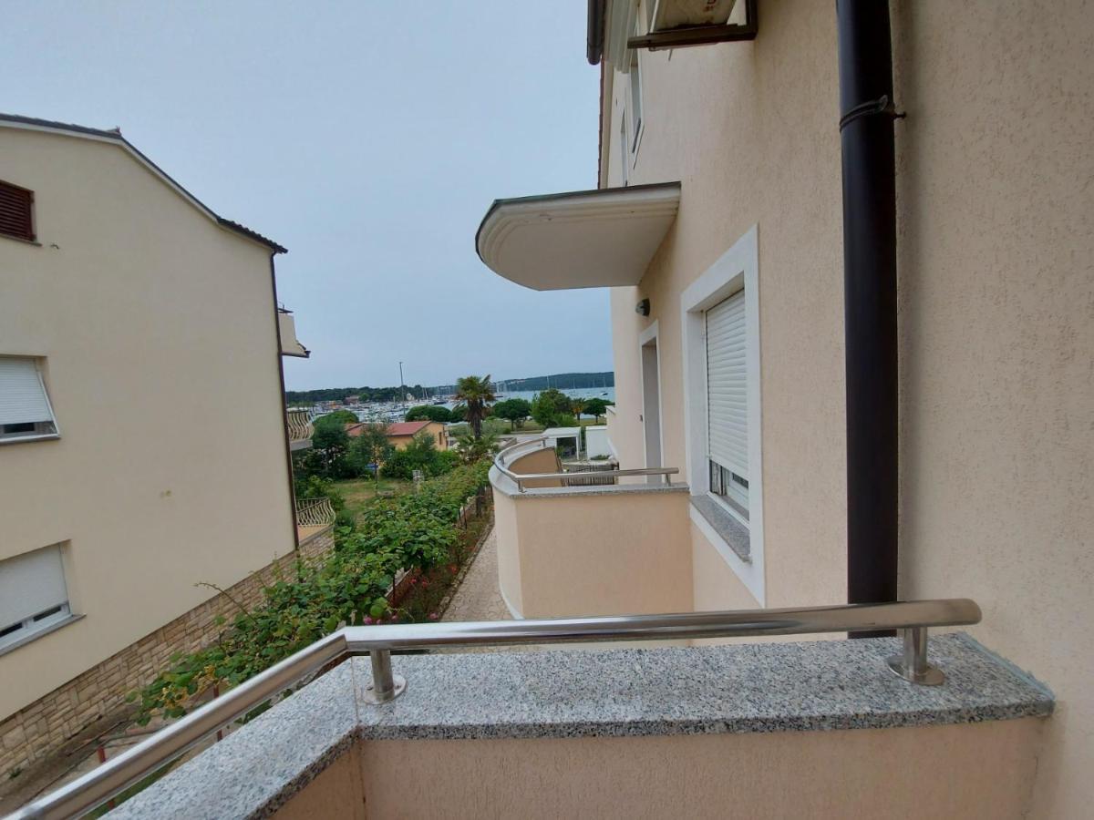 Emma Demarin Apartments Медулин Екстер'єр фото